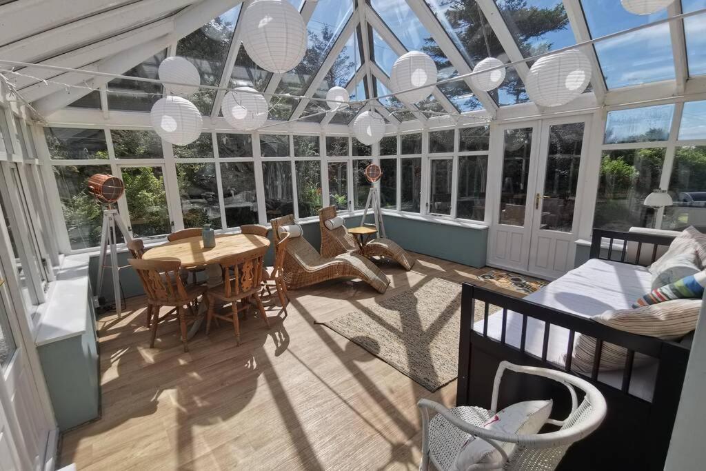 Cosy, Coastal Retreat With A Large Garden Villa Monreith Luaran gambar