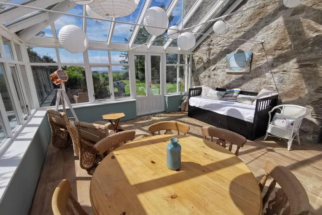 Cosy, Coastal Retreat With A Large Garden Villa Monreith Luaran gambar